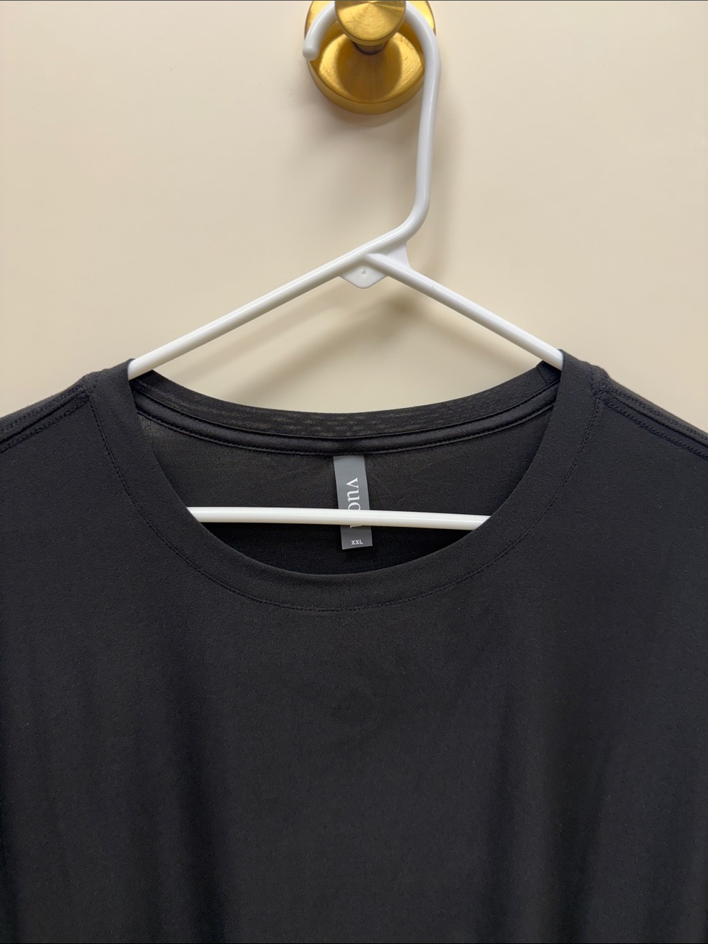 Vuori Black Short Sleeve Crew Tee - Picture 3 of 11